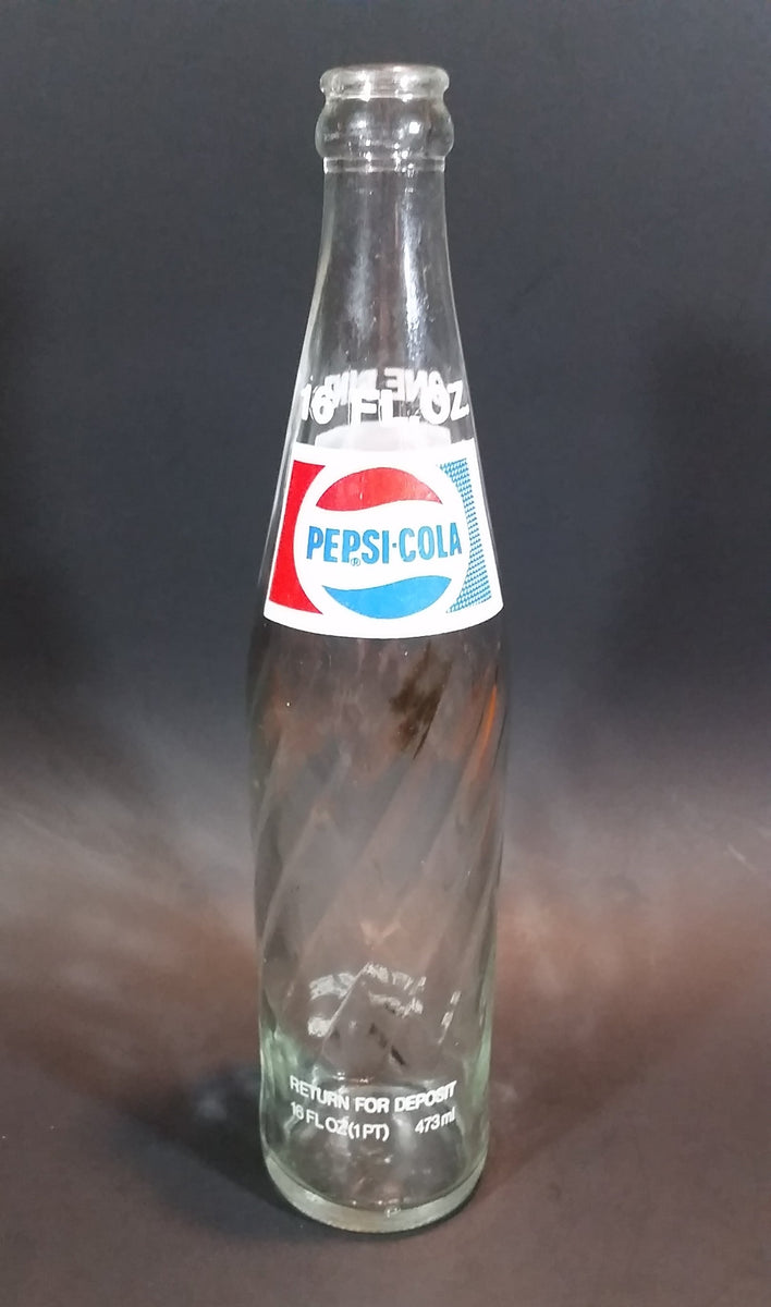 VINTAGE 16 FL OZ PEPSI-COLA BOTTLE Clear 16 OZ TEXTURED GLASS W/ LID NO  RETURN