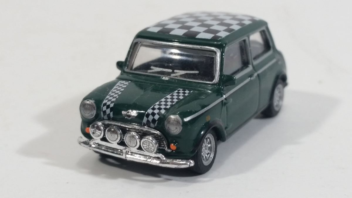 Hongwell Austin Morris Mini 7 Cooper Green with Checkered Roof 1