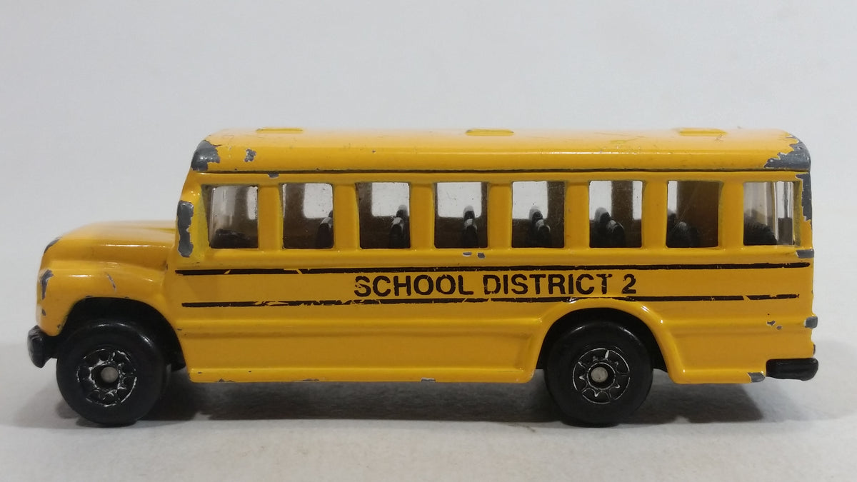 Maisto school hot sale bus