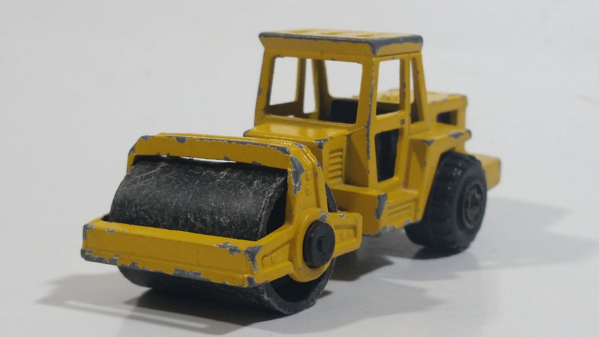 Majorette No. 226 Steam Roller Yellow Die Cast Toy Car Road