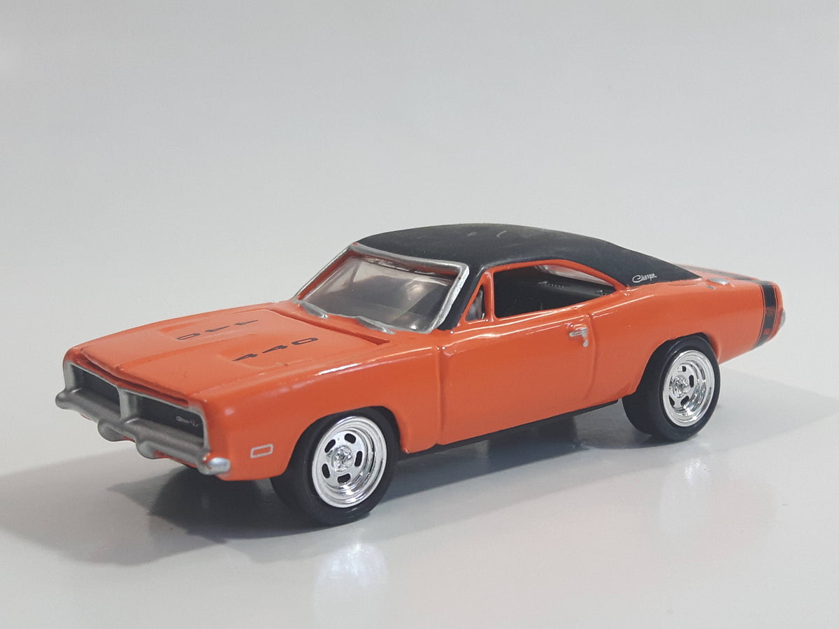 2009 Johnny Lightning Muscle Cars No. 488 1969 Dodge Charger R/T
