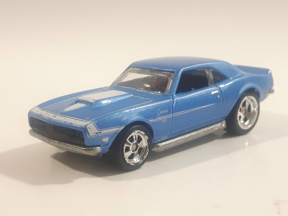 2017 Hot Wheels Car Culture - HW Redliners '68 COPO Camaro Light