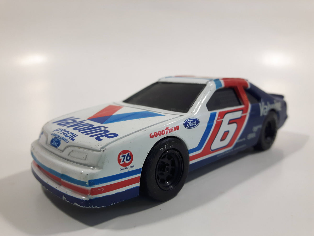 1992 Road Champs NASCAR #6 Mark Martin Valvoline Ford Thunderbird