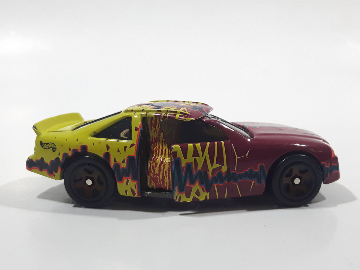 1998 Hot Wheels Crashers CRSH 360 Bending Die Cast Toy Car Crash Test –  Treasure Valley Antiques & Collectibles