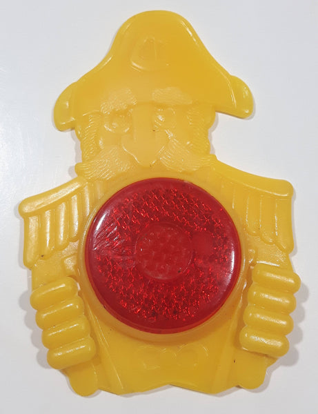 Rare Hard To Find 1993 McDonald's Captain Crunch Yellow Plastic Bicycle Spokes Bike Reflector