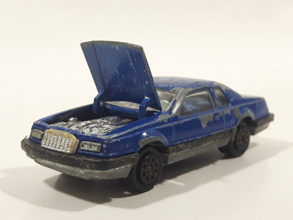 Pack Export Majorette 317 – Ford Thunderbird + Remorque Canoë, 1/64, état Très Bon