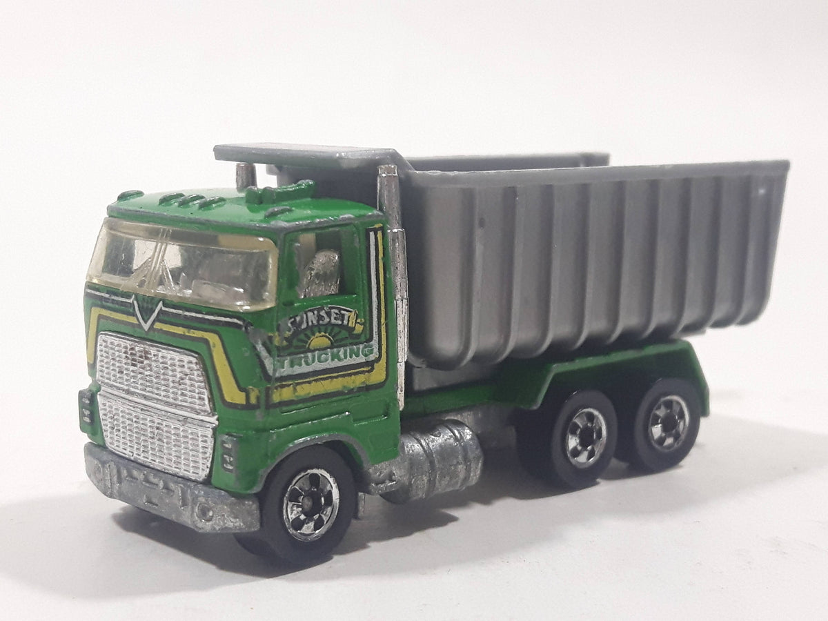 Vintage 1982 Hot Wheels Workhorses Ford Dump Truck Green with Grey Dump Box  Die Cast Toy Car Vehicle Made in Hong Kong