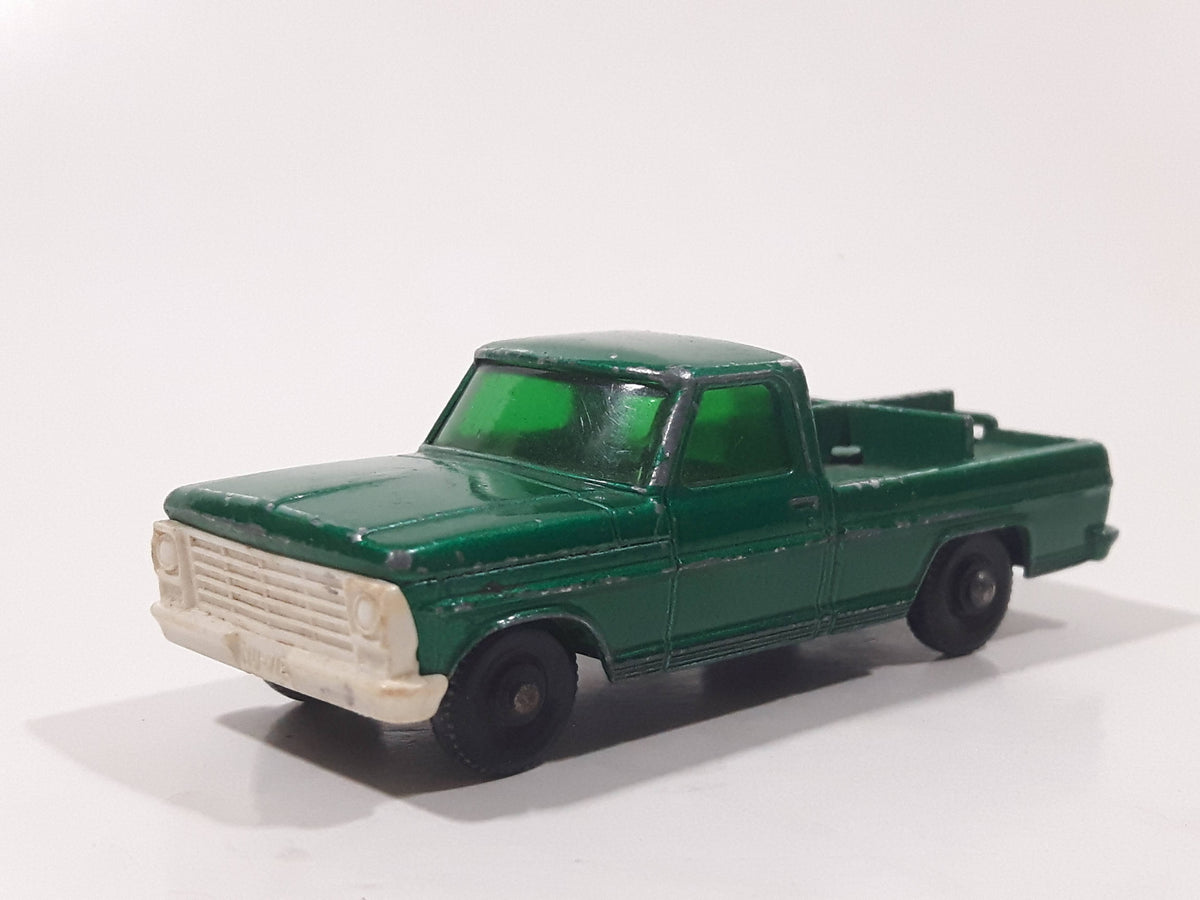 Vintage Lesney Matchbox Series No. 50 Kennel Truck Green Die Cast