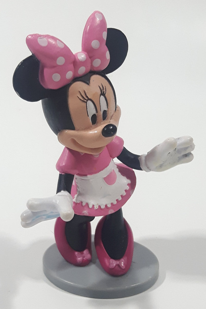 Disney Minnie Mouse Wearing Apron 3 1/4