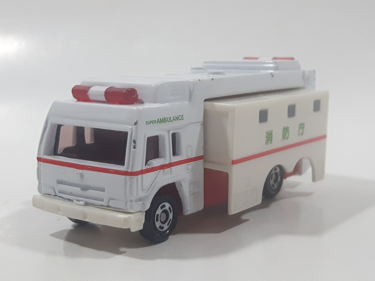 Tomica sales super ambulance