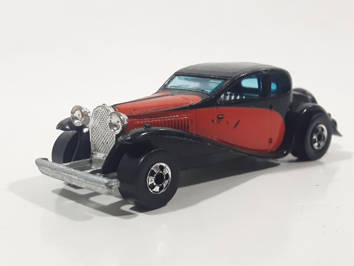 1981 Hot Wheels '37 Bugatti Black Red Die Cast Toy Classic Luxury