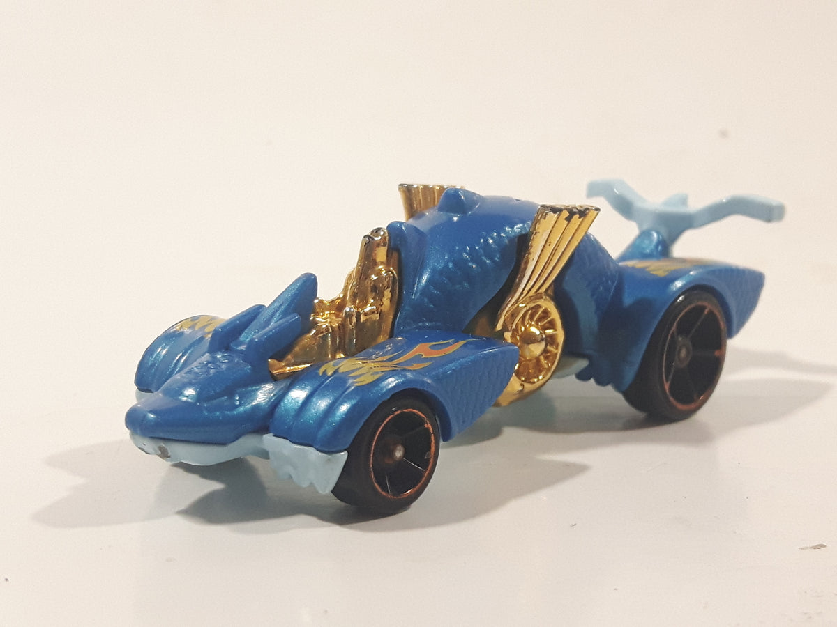 2015 Hot Wheels HW City Street Beasts Knight Draggin' Blue Die Cast Toy Car  Vehicle