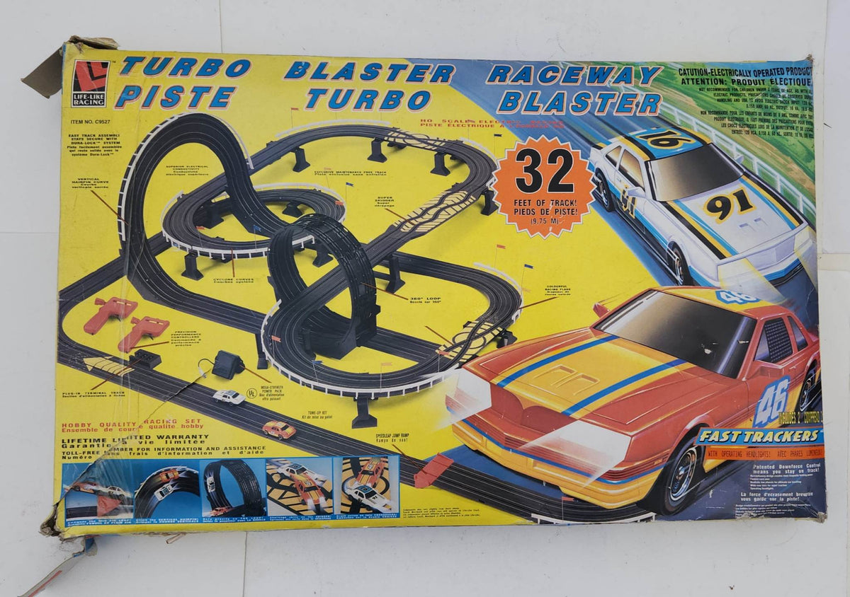 Lifelike racing best sale slot cars