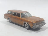 2007 Johnny Lighting Those 70s No. 944 1974 Chevrolet Caprice Estate Station Wagon Metalflake Gold Die Cast Toy Car Vehicle with Opening Hood