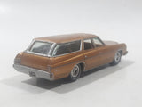 2007 Johnny Lighting Those 70s No. 944 1974 Chevrolet Caprice Estate Station Wagon Metalflake Gold Die Cast Toy Car Vehicle with Opening Hood