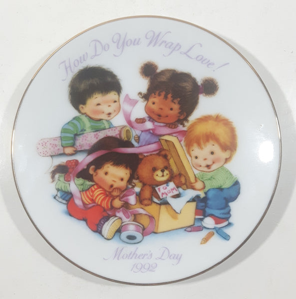 1992 Avon How Do You Wrap Love! Mother's Day 1992 5" 22K Gold Rimmed Porcelain Collector Plate