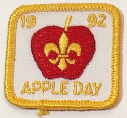 Scouts Canada Apple Day 1992 Fabric Patch Badge