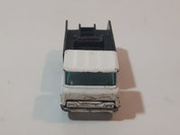 Yatming Wrecker Salvage Tow Truck Black and White Die Cast Toy Car Wrecking Towing Vehicle
