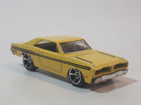 2014 Hot Wheels HW Workshop: Muscle Mania 1974 Brazilian Dodge Charger R/T Yellow Die Cast Toy Car Vehicle