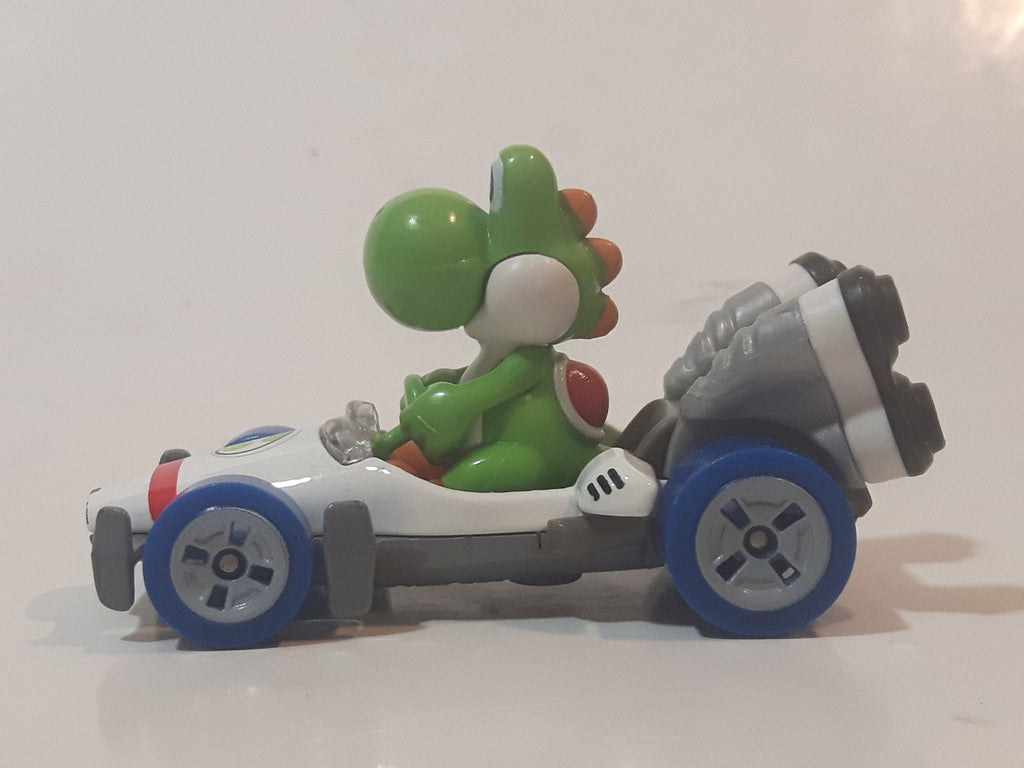 2020 Hot Wheels Nintendo Mario Kart Yoshi B Dasher White Die Cast Toy ...