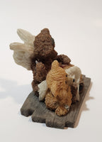 1994 United Design Teddy Angels Everybody Needs A Helping Hand Murray Mending Bruin 2 3/4" Tall Resin Figurine