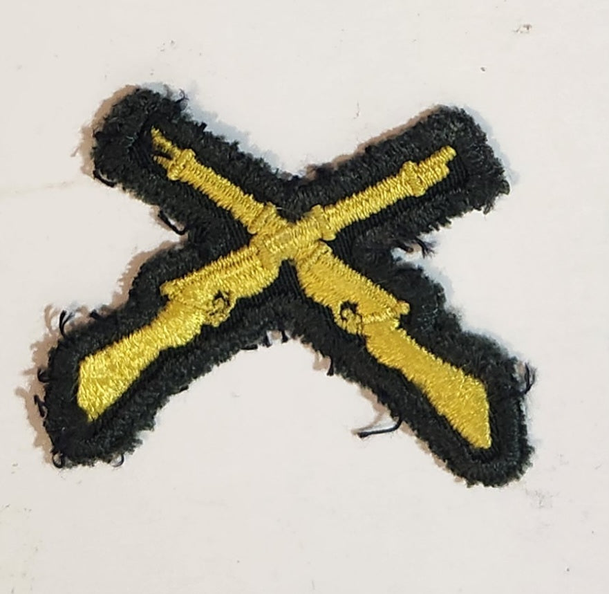 Vintage Canadian Army Military Infantry Crossed Rifles Gun Fabric Shou ...