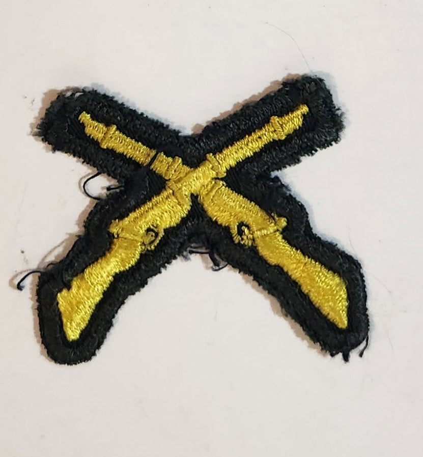 Vintage Canadian Army Military Infantry Crossed Rifles Gun Fabric Shou ...