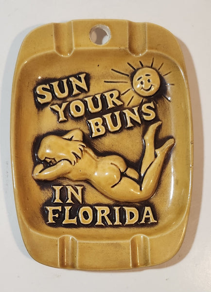 Vintage Sun Your Buns In Florida 3D Ceramic Ash Tray