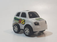 Kurt Chariots #6 Power Racing White Pull Back Plastic Toy Car Vehicle