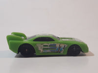 2004 M.M.T.L. Fast Lane Sports Car #17 Green Plastic Body Die Cast Toy Car Vehicle