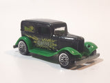 2000 Hot Wheels Circus On Wheels 1932 Ford Black and Green Die Cast Toy Car Vehicle