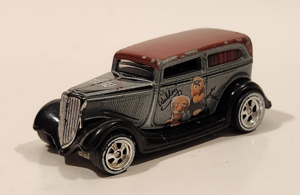2013 Hot Wheels Pop Culture: The Muppets '34 Ford Sedan Grey and Maroon Die Cast Toy Car Vehicle
