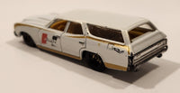 2014 Hot Wheels HW Workshop Performance 1970 Chevrolet Chevelle SS Wagon white Die Cast Toy Car Vehicle