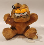 1978, 1981 Dakin Paws Garfield 'I'm Climbing Walls For You' 6 1/2" Tall Toy Plush Stuffed Character with Suction Cup Hanging Missing One Cup