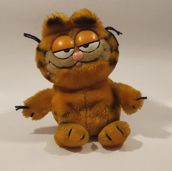 1978, 1981 Fun Farm Paws Garfield 10" Tall Toy Plush Stuffed Character