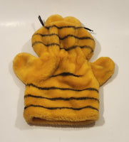 1978, 1981 Dakin Paws Garfield 11 1/2" Tall Toy Plush Character Hand Puppet