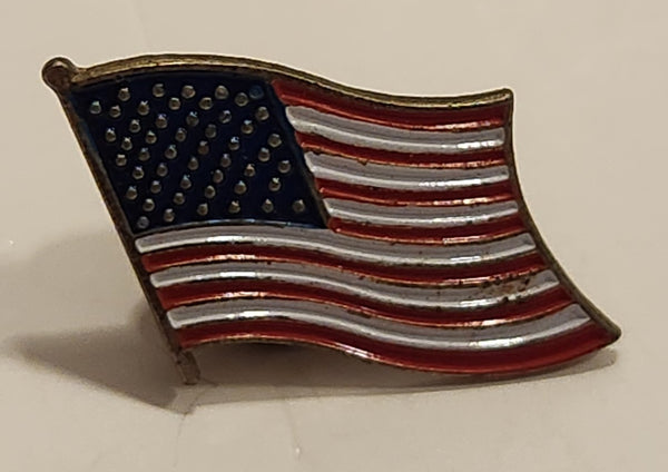 USA Waving Flag Enamel and Metal Pin