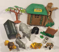 Animal World Veterinary Hut People, Animals, Trees, Tent Plastic Toy Play Set