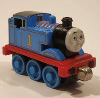 2009 Mattel Thomas & Friends #1 Thomas The Tank Engine 3" Long Magnetic Die Cast Toy Vehicle R8847