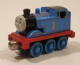 2009 Mattel Thomas & Friends #1 Thomas The Tank Engine 3" Long Magnetic Die Cast Toy Vehicle R8847