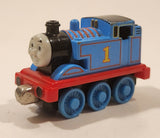 2009 Mattel Thomas & Friends #1 Thomas The Tank Engine 3" Long Magnetic Die Cast Toy Vehicle R8847