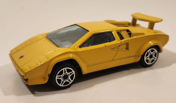 Burago Lamborghini Countach 5000 Yellow 1/43 Scale Die Cast Toy Car Vehicle