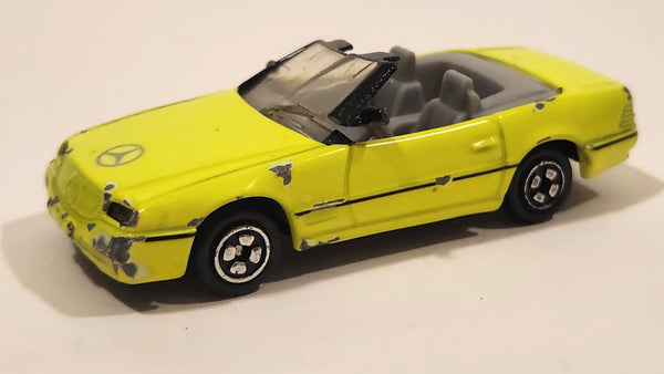 1993 Hot Wheels Auto City Corgi Mercedes Benz 500 SL Convertible Fluorescent Yellow Die Cast Toy Car Vehicle