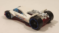 2010 Hot Wheels Criss Cross Crash Vulture White Die Cast Toy Car Vehicle