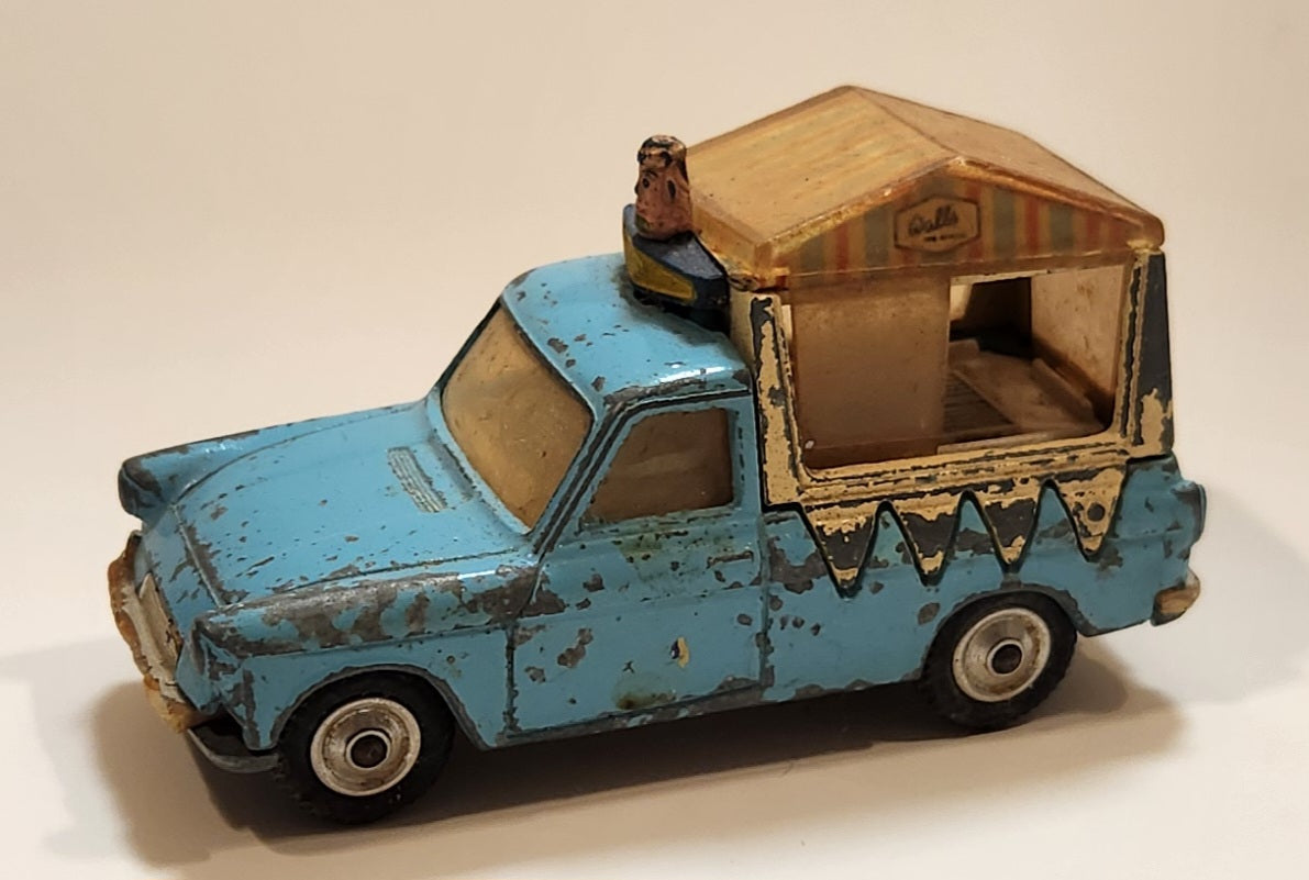 Musical Ford Thames Wall's Ice Cream Van (474) – Corgi Model