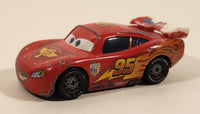 Disney Pixar Cars Lightning McQueen #95 Red Die Cast Toy Race Car Vehicle V2797