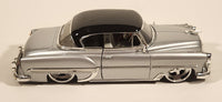 Jada Dub City 1953 Chevrolet Bel Air Silver with Black Roof 1/24 Scale Die Cast Toy Car Vehicle with Opening Doors and Hood