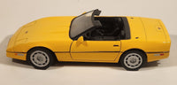 Motor Max No. 73298 1986 Corvette Convertible Yellow 1/24 Scale Die Cast Toy Car Vehicle with Opening Doors and Hood