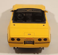 Motor Max No. 73298 1986 Corvette Convertible Yellow 1/24 Scale Die Cast Toy Car Vehicle with Opening Doors and Hood