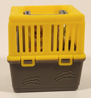 2018 Jazwares Feisty Pets Mini Misfits Marky Mischief Lion 1 7/8" Toy Figure with Moving Mouth and Eyes Including Yellow Carrier Crate